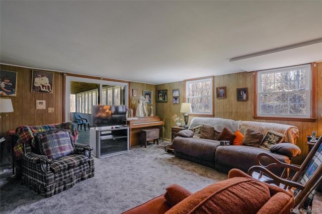 13 Edna Drive, Hyde Park, NY 12538