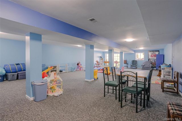 13 Edna Drive, Hyde Park, NY 12538