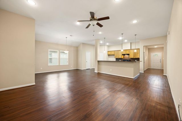 5601 Howell Street, Houston, TX 77032