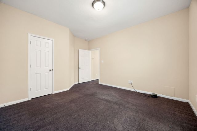 5601 Howell Street, Houston, TX 77032