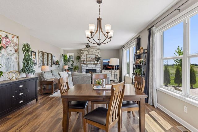 9789 Glacial Valley Bay, Woodbury, MN 55129
