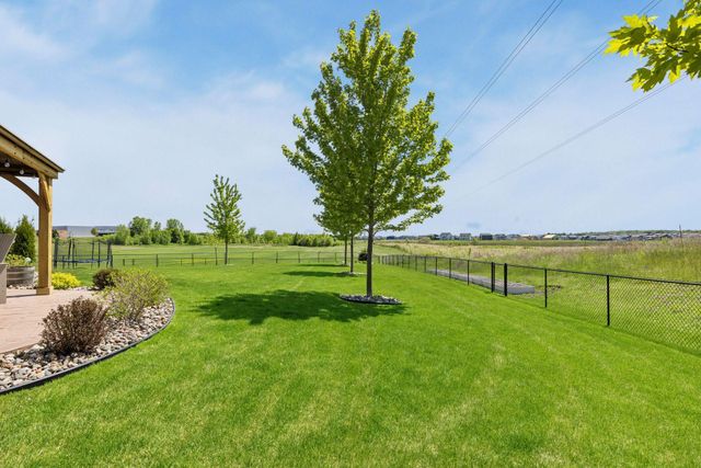 9789 Glacial Valley Bay, Woodbury, MN 55129