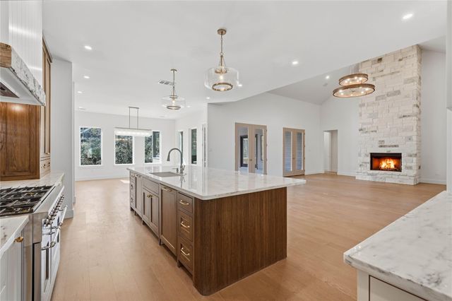 7002 Bowie Court, Montgomery, TX 77316