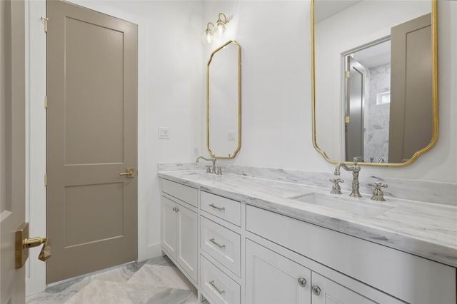 7002 Bowie Court, Montgomery, TX 77316