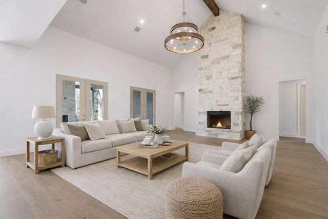 7002 Bowie Court, Montgomery, TX 77316