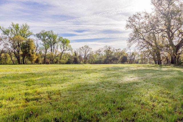 23848 Springwood Way, Millville, CA 96062