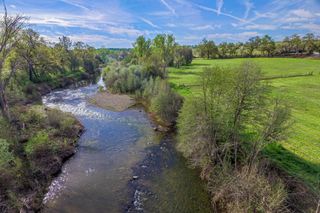 23848 Springwood Way, Millville, CA 96062