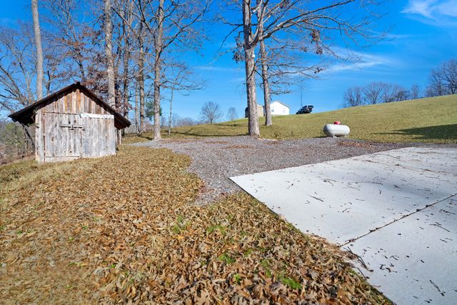 3851 Dailey Rd, Clarksville, TN 37042