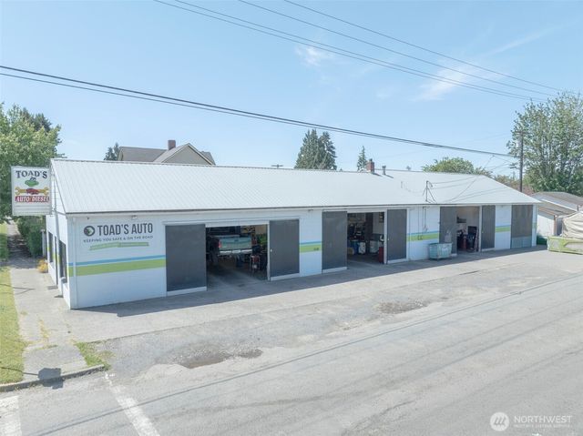 1021 N Pearl Street, Centralia, WA 98531