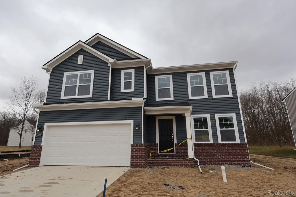 4254 Cedar Lane, Grand Blanc Charter Township, MI 48439