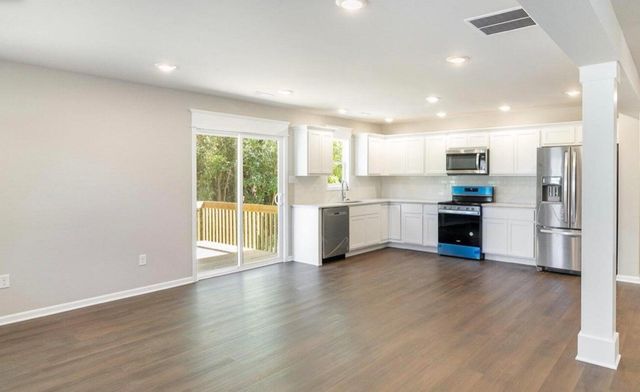 416 Belvoir Road, Kingsford Heights, IN 46346