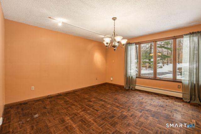 438 Chimney Sweep Hill Road, Glastonbury, CT 06033