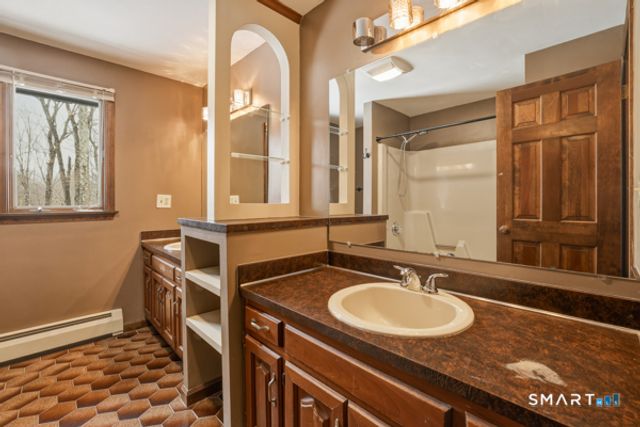 438 Chimney Sweep Hill Road, Glastonbury, CT 06033