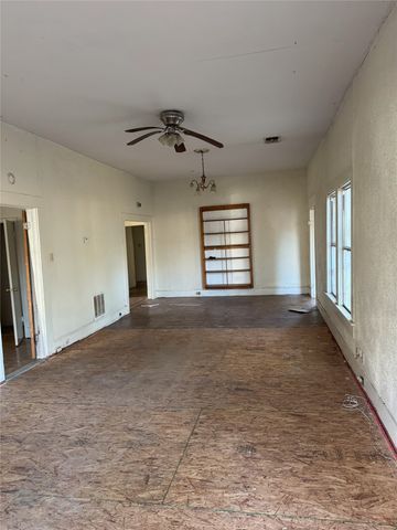 6100 Lexington Avenue, Shreveport, LA 71106
