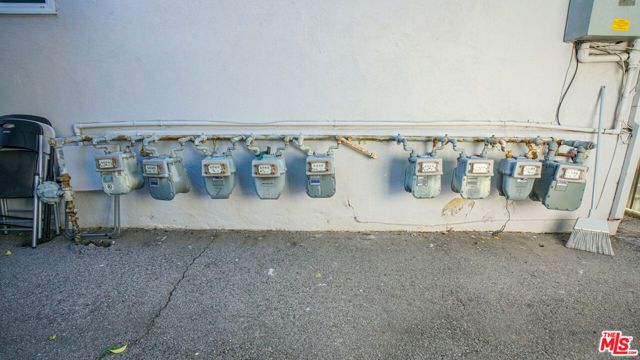 1157 Justin Avenue, Glendale, CA 91201