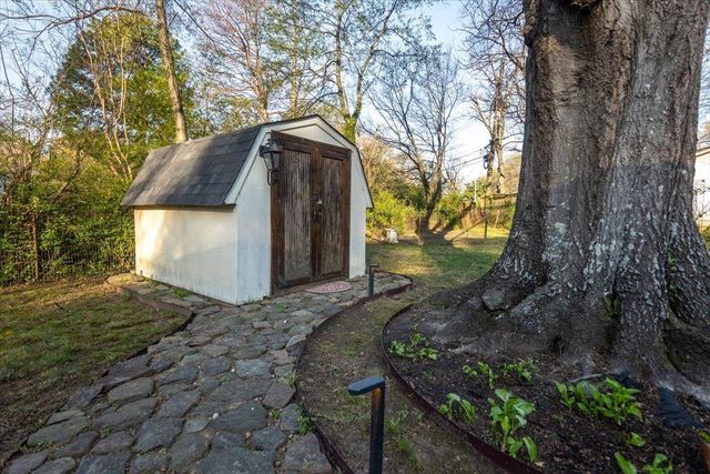 985 WILBEC RD, Memphis, TN 38117