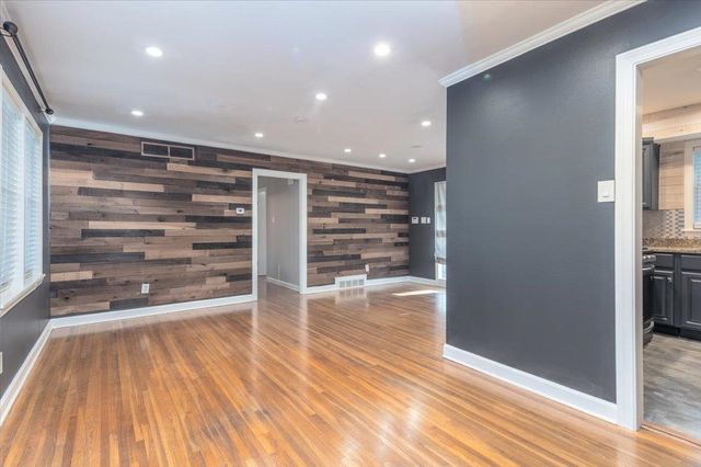 985 WILBEC RD, Memphis, TN 38117