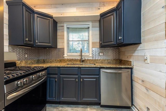 985 WILBEC RD, Memphis, TN 38117