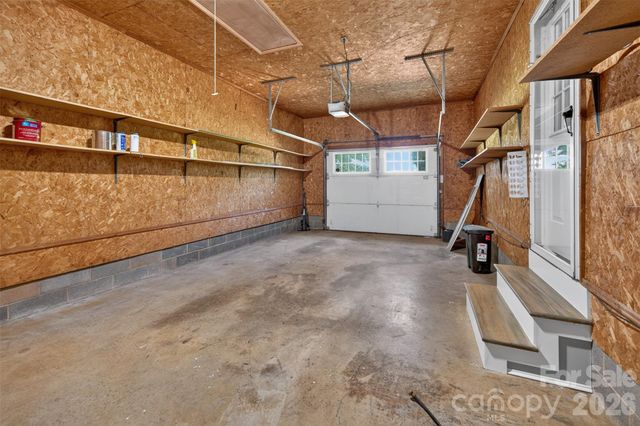 1326 Old Lenoir Road NW, Hickory, NC 28601