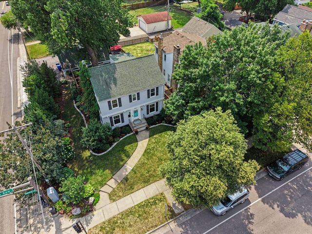 1820 Montreal Avenue, Saint Paul, MN 55116