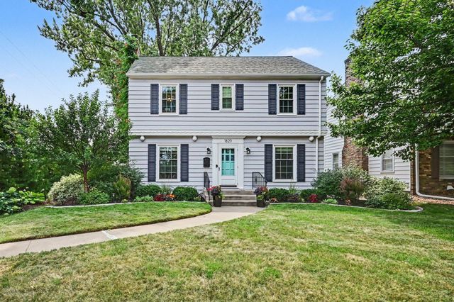 1820 Montreal Avenue, Saint Paul, MN 55116