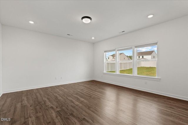 105 S Mule Way, Benson, NC 27504
