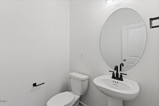 105 S Mule Way, Benson, NC 27504