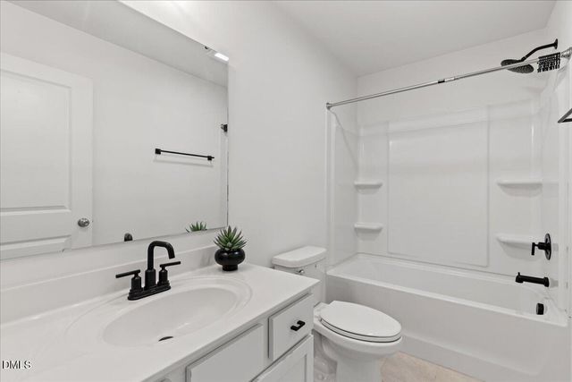105 S Mule Way, Benson, NC 27504