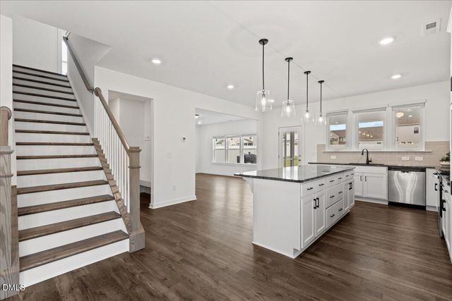 105 S Mule Way, Benson, NC 27504