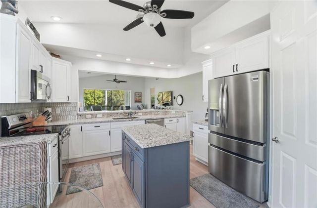 7842 Hawthorne DR # 1703, Naples, FL 34113