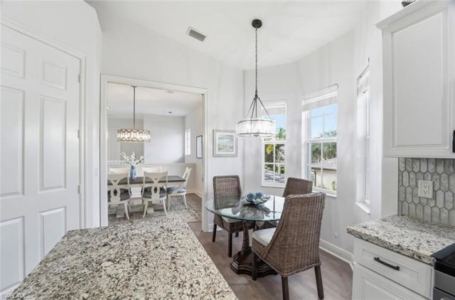 7842 Hawthorne DR # 1703, Naples, FL 34113