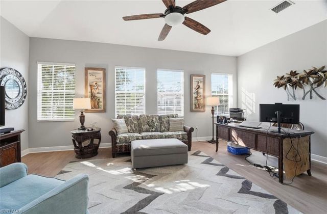 7842 Hawthorne DR # 1703, Naples, FL 34113