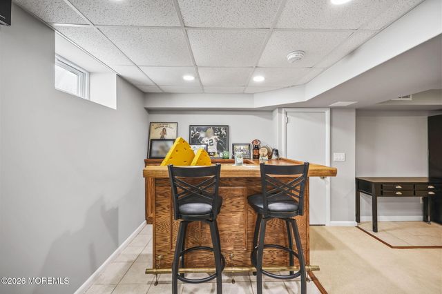 27 Diamond Lane, Howell, NJ 07731