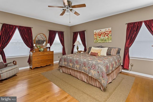 17 CLAYTON DR, Millstone Township, NJ 08510