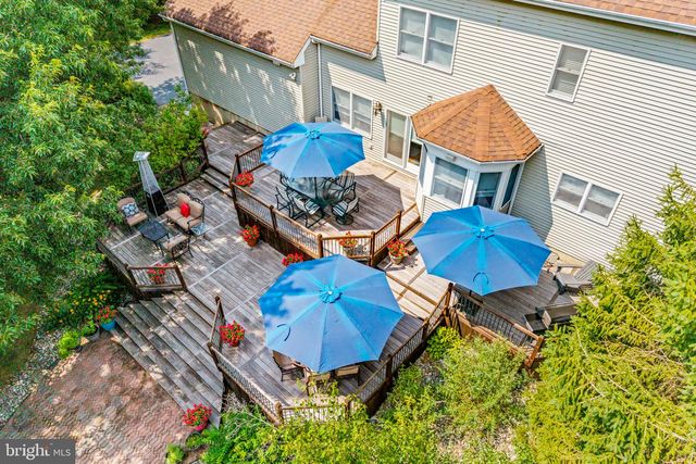 17 CLAYTON DR, Millstone Township, NJ 08510