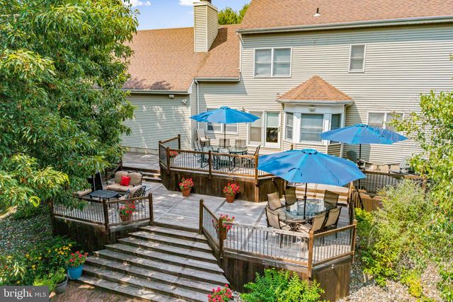 17 CLAYTON DR, Millstone Township, NJ 08510