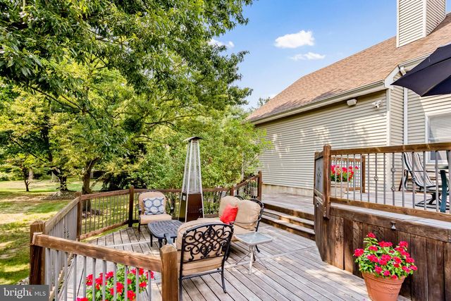 17 CLAYTON DR, Millstone Township, NJ 08510