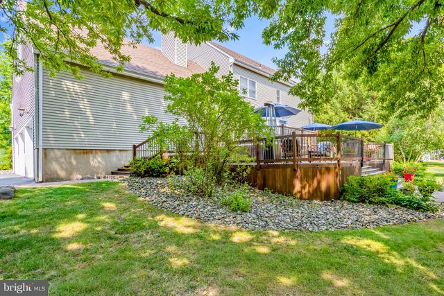 17 CLAYTON DR, Millstone Township, NJ 08510