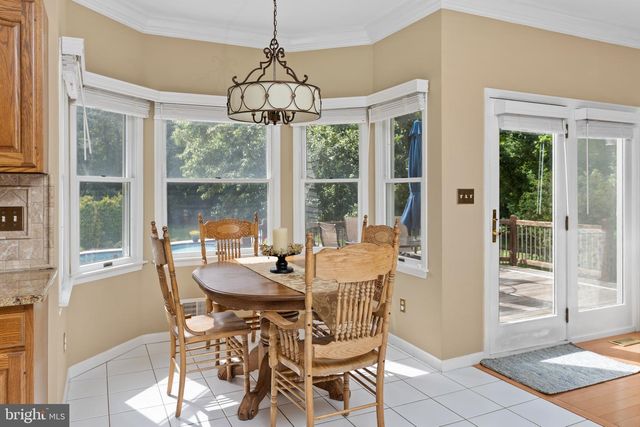 17 CLAYTON DR, Millstone Township, NJ 08510