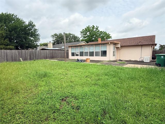 12503 Tambourine Drive, Houston, TX 77477