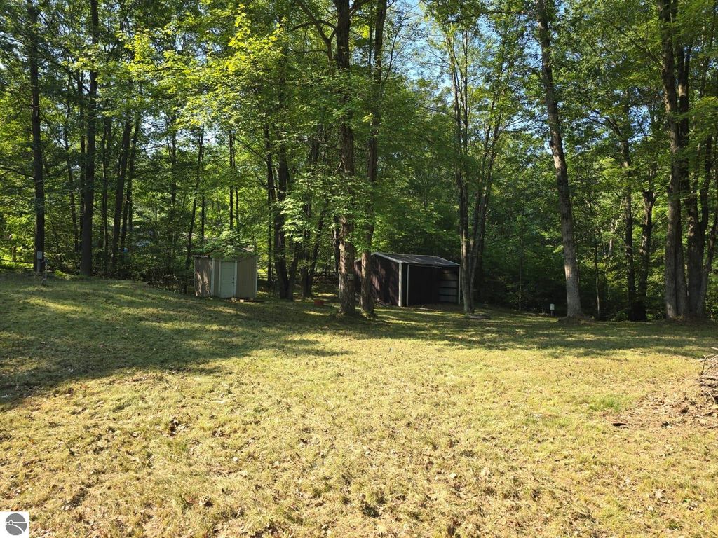 Image 21 of property listing at 7737 Wilderness Drive, Weidman, MI 48893