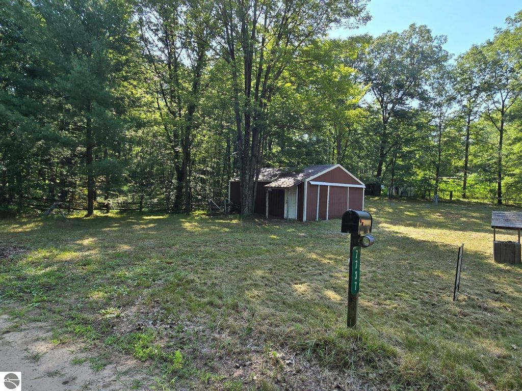 Image 24 of property listing at 7737 Wilderness Drive, Weidman, MI 48893