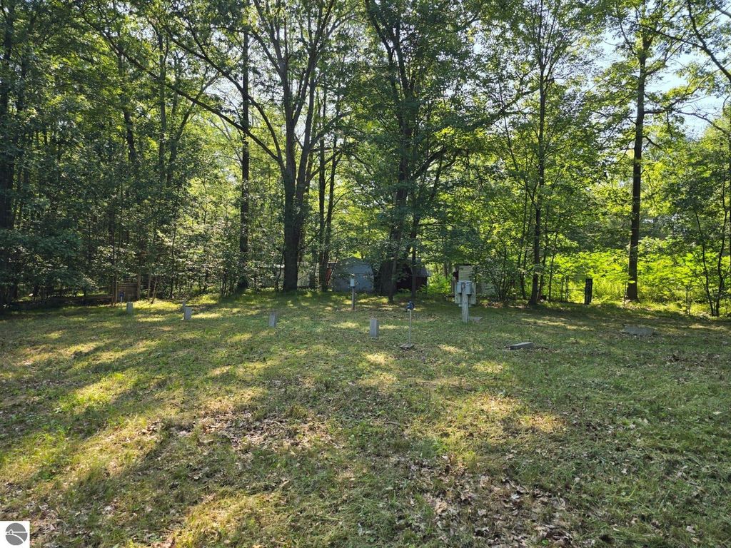 Image 30 of property listing at 7737 Wilderness Drive, Weidman, MI 48893