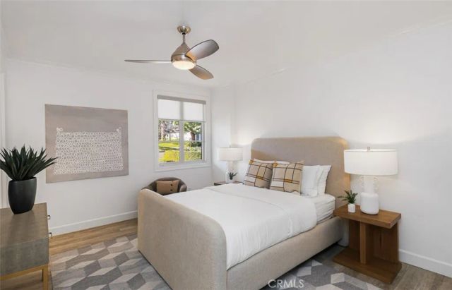 21 Lochmoor, Newport Beach, CA 92660