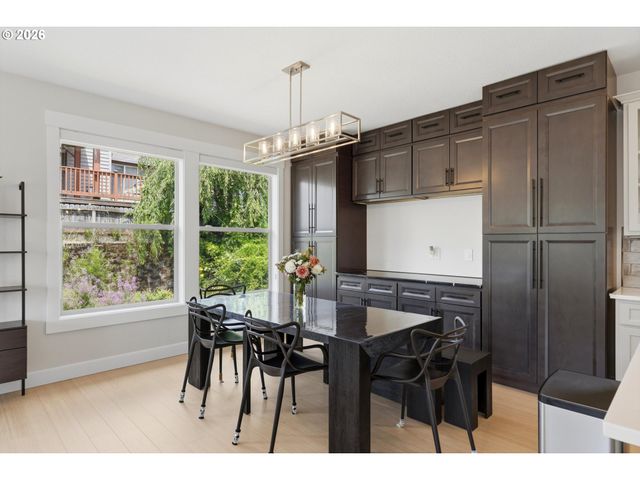 3779 Sw MCKINLEY St, Gresham, OR 97080