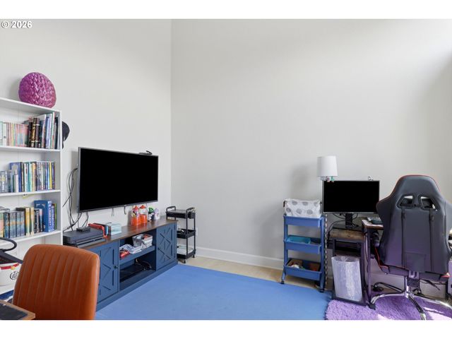 3779 Sw MCKINLEY St, Gresham, OR 97080