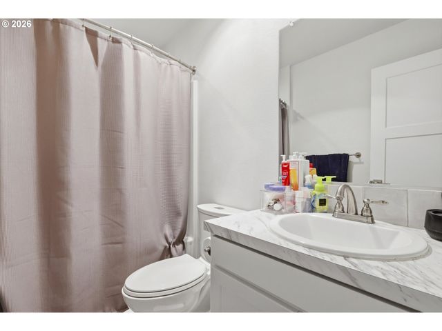 3779 Sw MCKINLEY St, Gresham, OR 97080