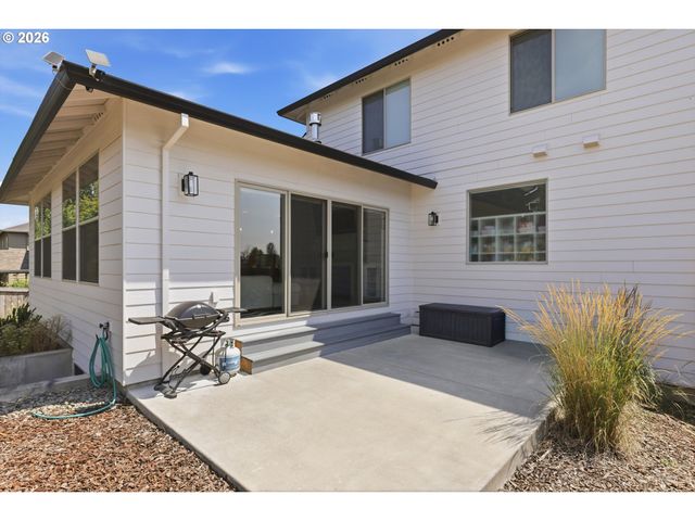 3779 Sw MCKINLEY St, Gresham, OR 97080
