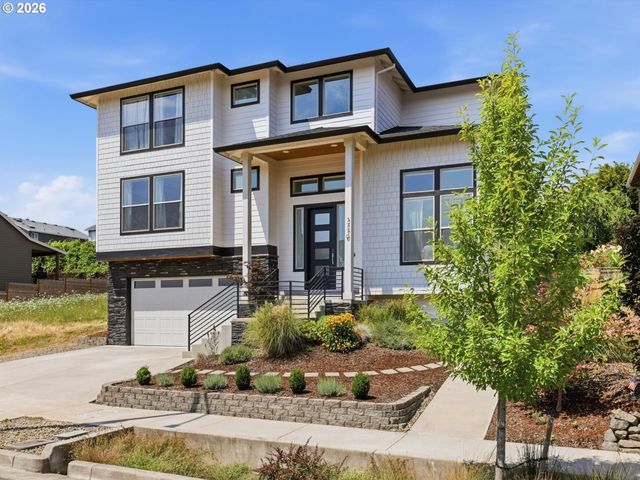 3779 Sw MCKINLEY St, Gresham, OR 97080