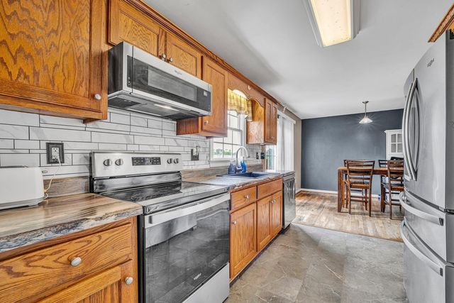 75 Estate DR, Glade Hill, VA 24092